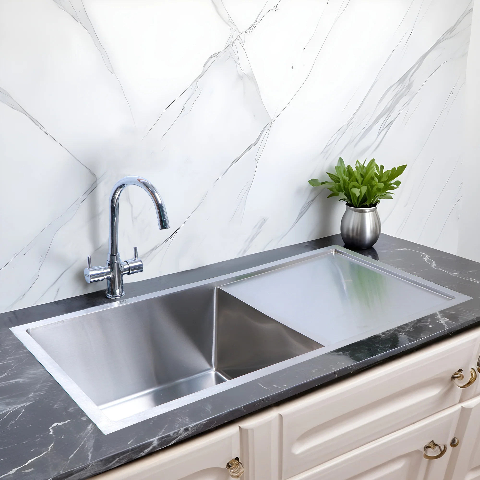 Handmade Single Bowl 304-Grade Kitchen Sink with Drainboard (45 x 20 x 10 Inches) - LIPKA