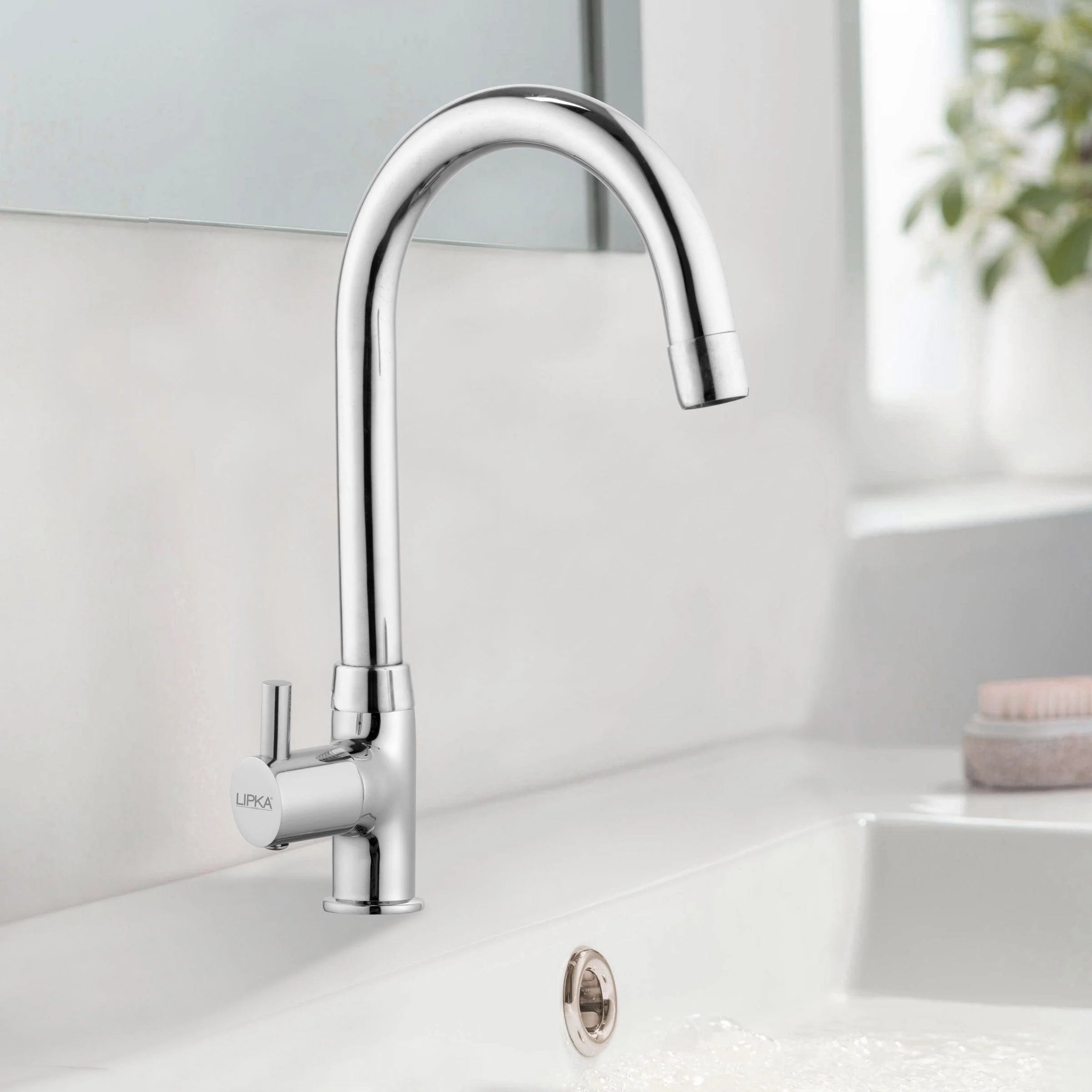 Kyron Swan Neck Brass Faucet with Round Swivel Spout (15 Inches) - LIPKA - Image 5
